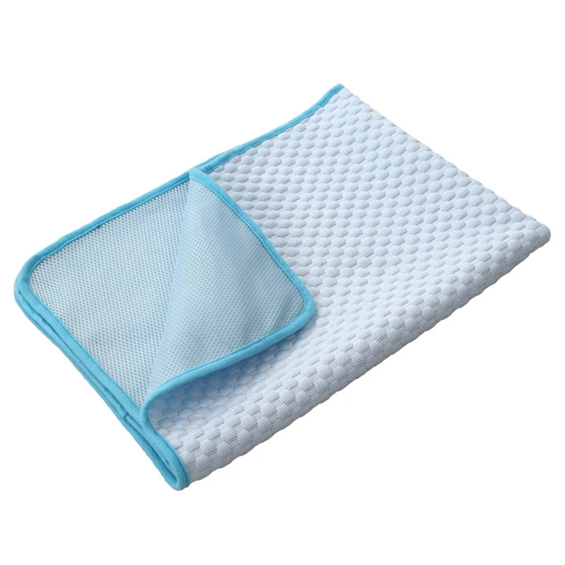Moisture-proof Mattress Cushion Breathable Ice Pad